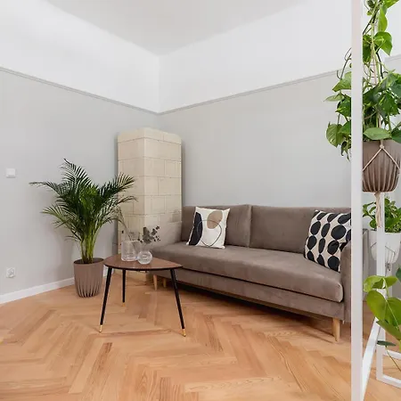 Apartment 2 - Bedroom With Balcony - Rejtana 10 *